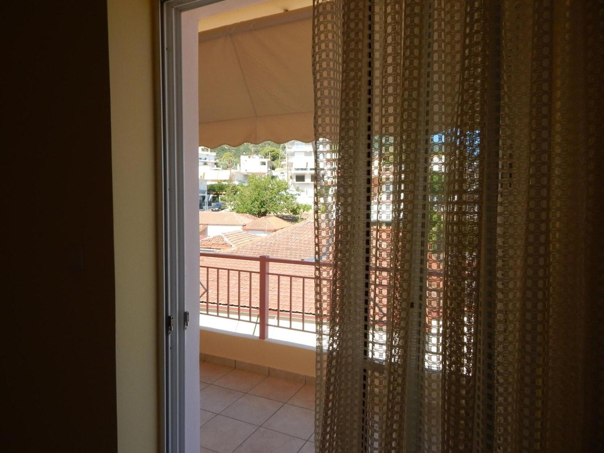 Angela'S Apartment With Beautiful Balcony View Agios Konstantinos  外观 照片